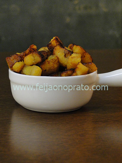 cubinhos de banana frita cópia 2